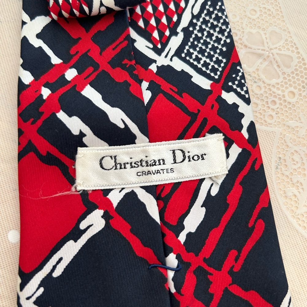 Dior Men's Red and Black Tie